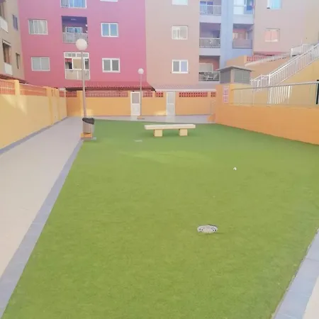 Nair Apartman Candelaria